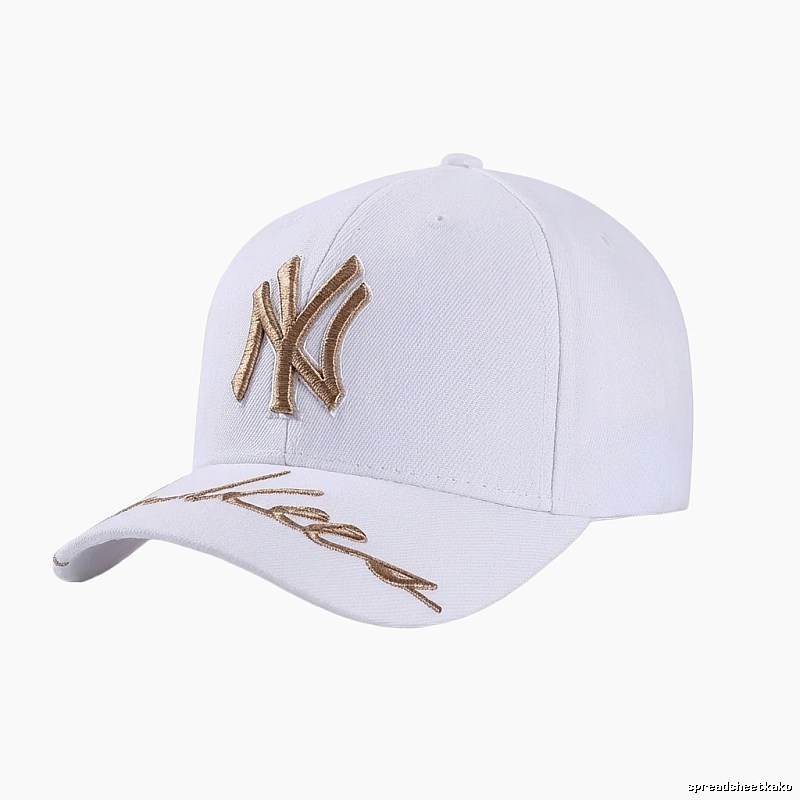 Classic-style white baseball cap of MLB