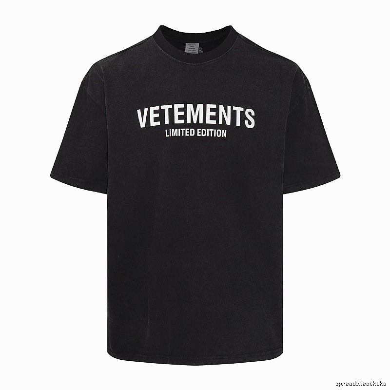 Monogram Statement graphic T-shirt Black Colorful Lucky for Layered Styling