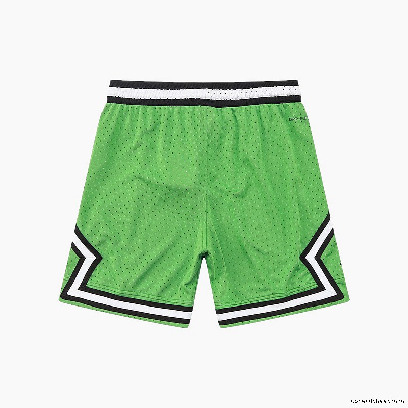 AJ basketball-style green shorts