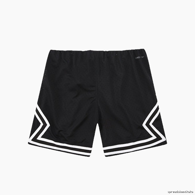 AJ sporty black shorts
