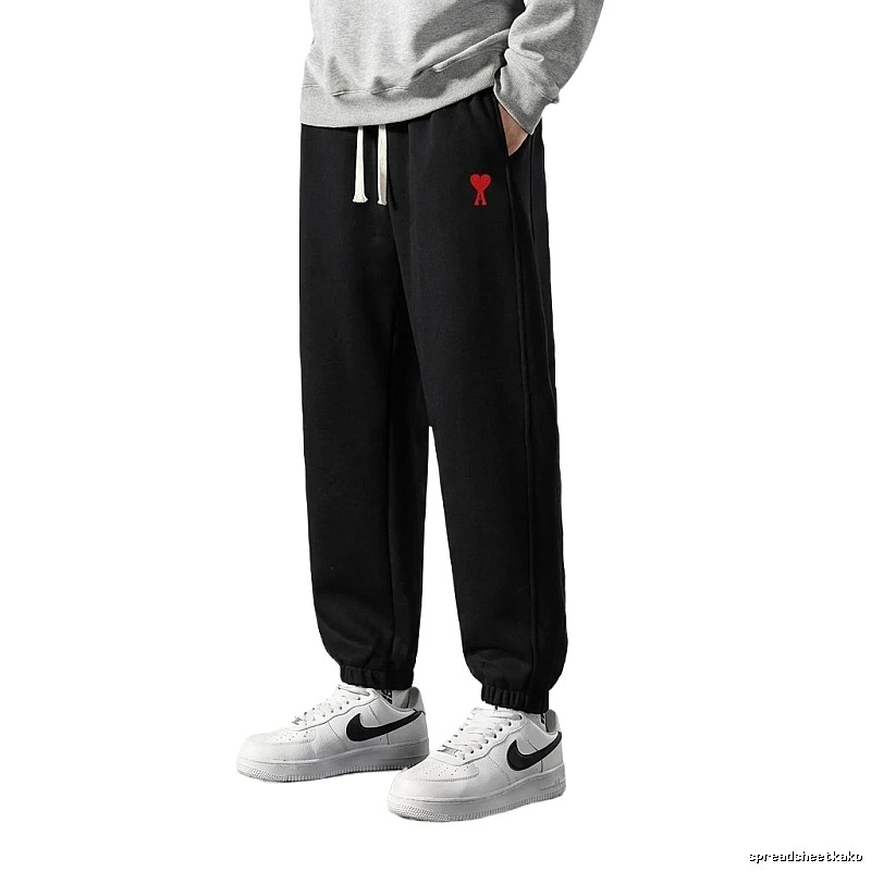 AMI Love Leisure Style Black Pants