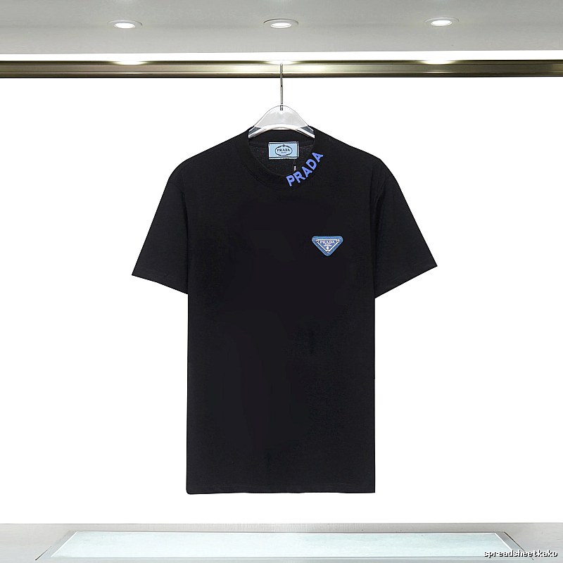 Amiri Logo Detail Logo T-shirt Black Small AM with Relaxed Feel