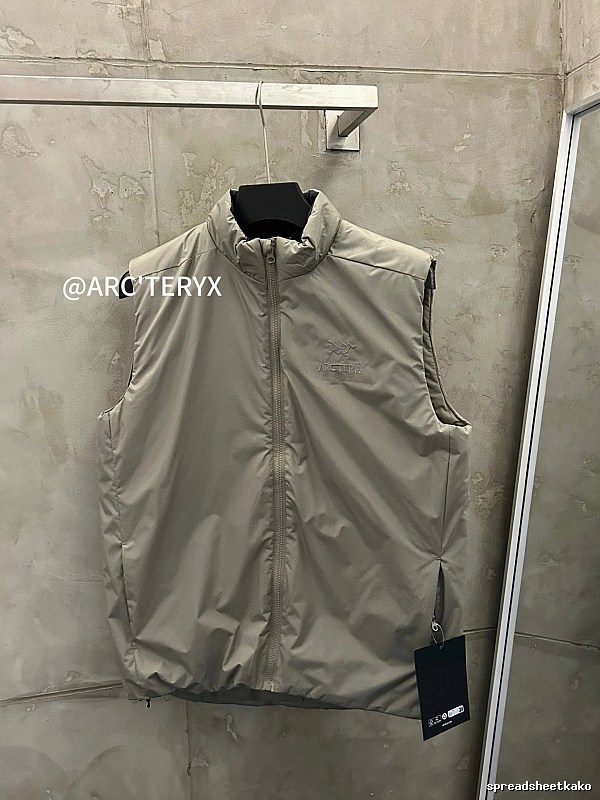Arc'teryx Technical Shell Vest - high collar for commuter