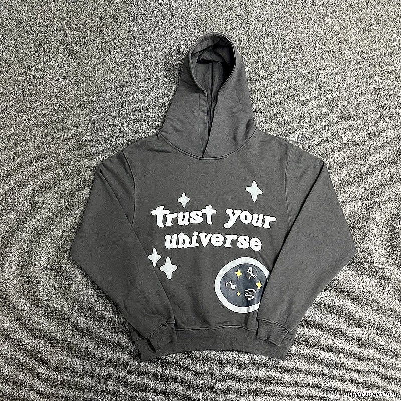 Broken Hearts Style H216 Skull Graphic Hoodie Streetwear Look