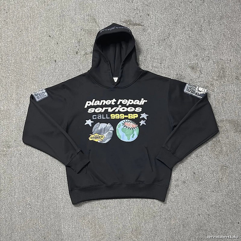 Broken Hearts Style H232 Skull Graphic Hoodie Outdoor Days