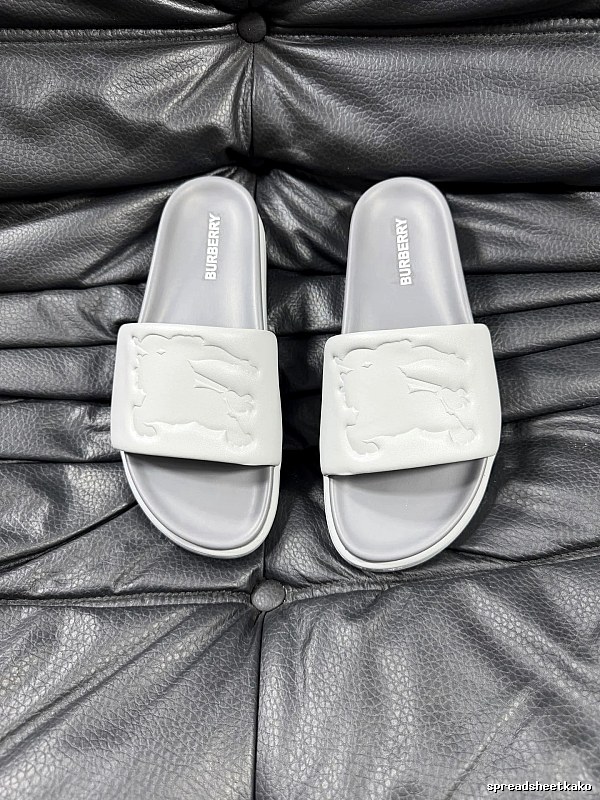 Burberry Equestrian Knight Light Luxury Style Light Grey Slides
