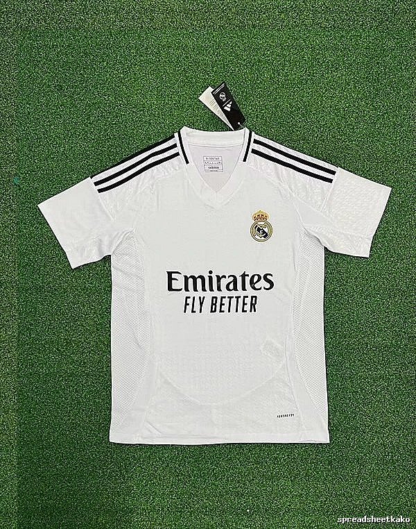 Real Madrid Classic Home soccer jersey White Real Madrid for Daily Styling