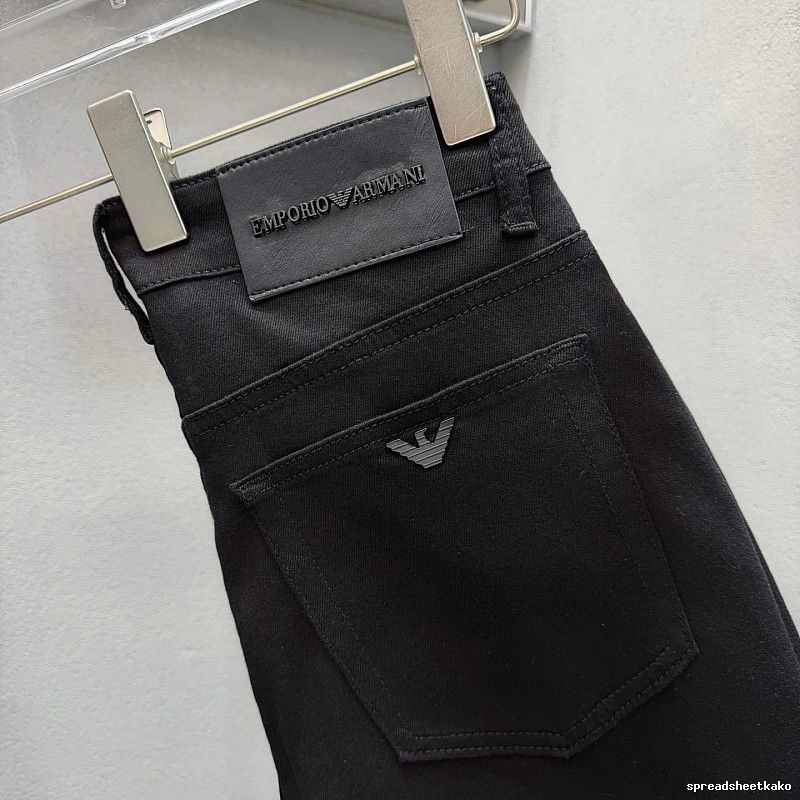 Signature Edit Emporio Armani Slim Jeans - Black