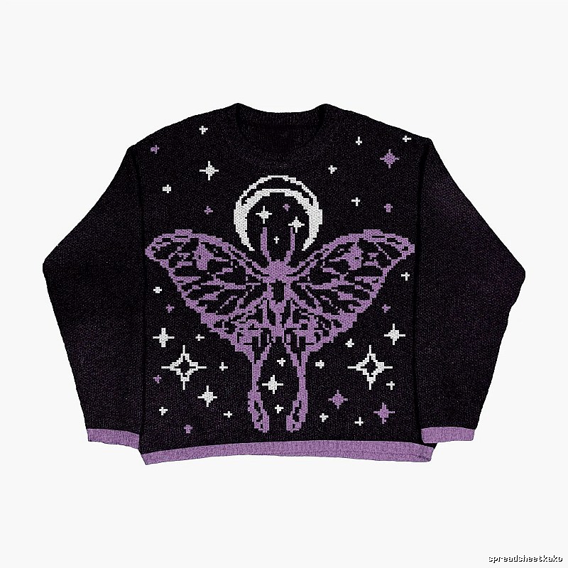 Streetwear Anime graphic sweater Black Knit Top with Logo Accent
