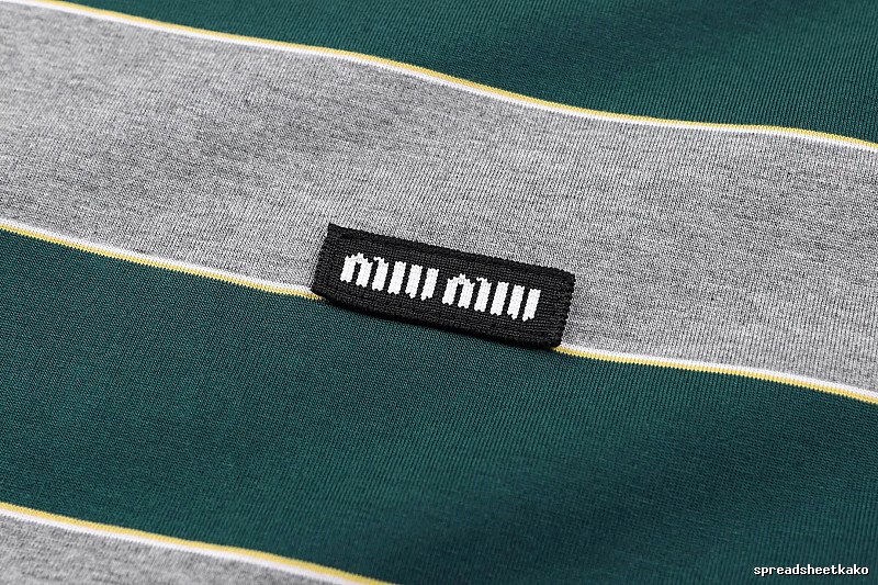 Travel Look Miu Miu Knit Top Graphic Front